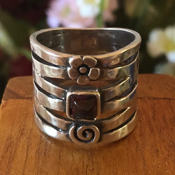 Vintage Silpada Sterling Silver Garnet Flower Swirl Ring R1048 Size 7 1/2 - Picture 9 of 16